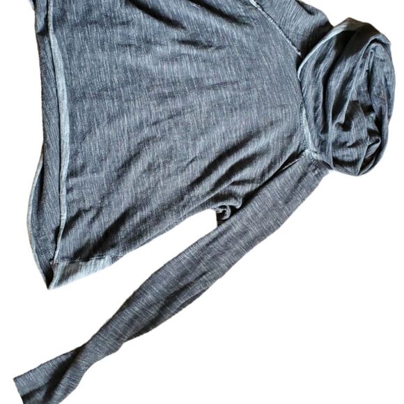 FP BEACH LARGE COWNECK MEDIUM GREY SWEATSHIRT.  PERFECT FOR COOL NIGHTS - Picture 5 of 9